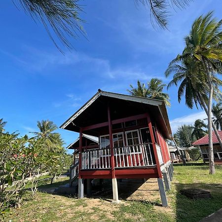 Pcb Beach Resort Kota Bharu Eksteriør billede